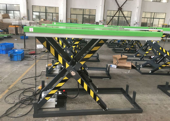 Hydraulic Pump Mobile Heavy Duty Scissor Lift Table 2000kg With Hand Control 1300x850mm