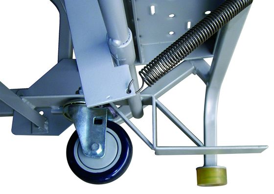 Six Steps Steel Industrial Rolling Ladder 300kg 2340mm Auxiliary Equipments