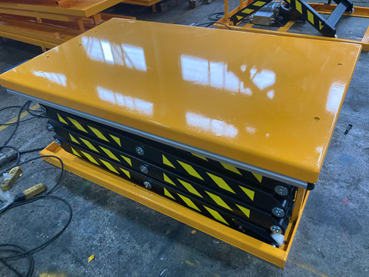 Stable Powerful Electric Scissor Lift Tables Lifting Raised Height Up 4140mm