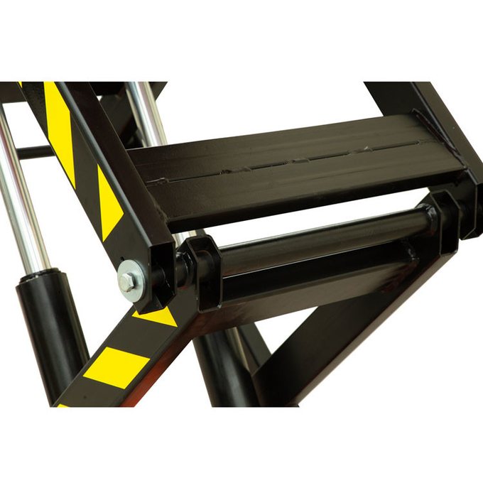 Warehouse Mobile Hydraulic Lift Platform 2m Small Motorized Scissor Lift 1
